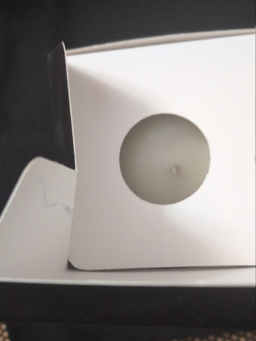 Izzy And Oliver Primitif Dragon Fruit Scented Candle - Picture 9 of 10